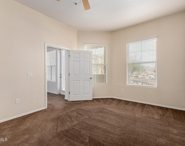 14575 W Mountain View Boulevard - Photo Thumbnail 13