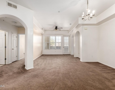 14575 W Mountain View Boulevard - Photo Thumbnail 4