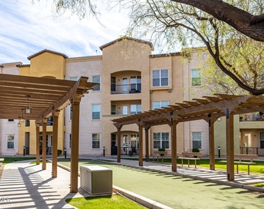 14575 W Mountain View Boulevard - Photo Thumbnail 27