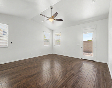 7203 E Onza Avenue - Photo Thumbnail 11