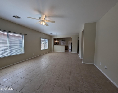 2363 N Smithsonian Drive - Photo Thumbnail 1