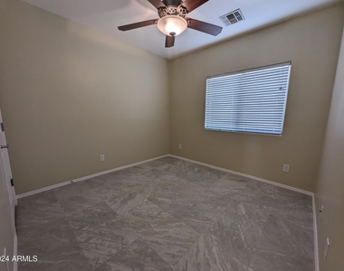 2363 N Smithsonian Drive - Photo Thumbnail 13