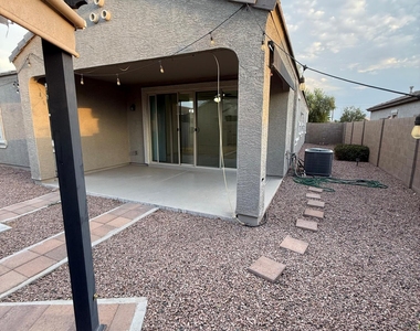 41326 W Jenna Lane - Photo Thumbnail 49