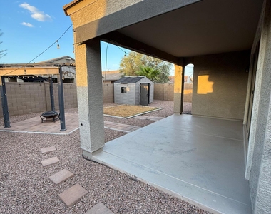 41326 W Jenna Lane - Photo Thumbnail 57