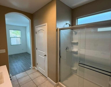 41326 W Jenna Lane - Photo Thumbnail 22