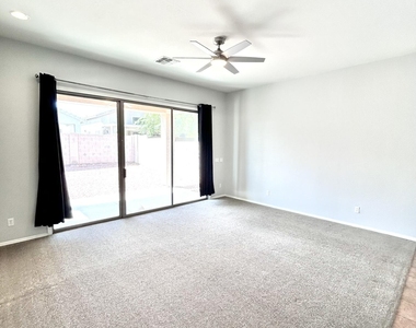 3483 W Morgan Lane - Photo Thumbnail 11