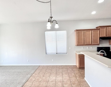 3483 W Morgan Lane - Photo Thumbnail 9