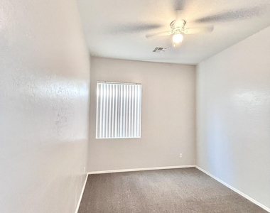 3483 W Morgan Lane - Photo Thumbnail 20