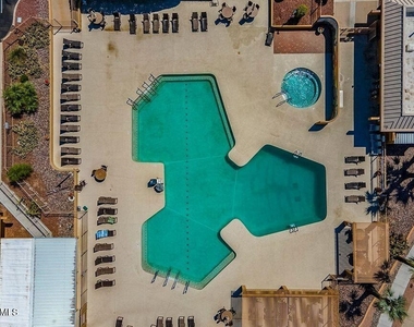 7733 E Columbine Way - Photo Thumbnail 20