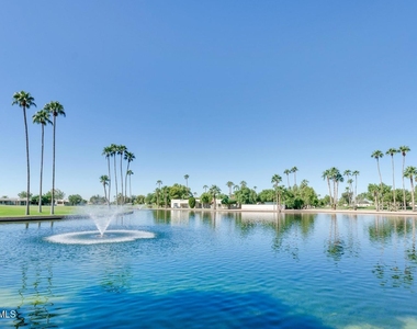 7733 E Columbine Way - Photo Thumbnail 21
