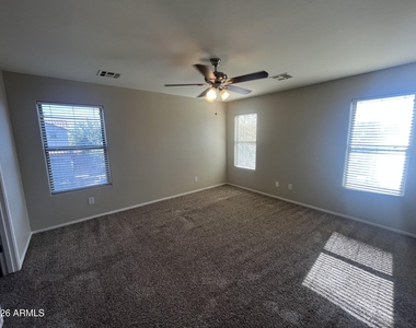 14670 N 174th Lane - Photo Thumbnail 8