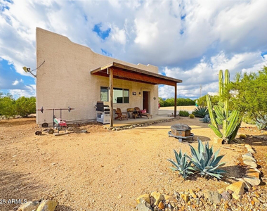 1033 E Irvine Road - Photo Thumbnail 15