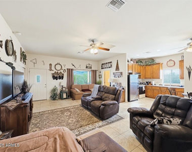 1033 E Irvine Road - Photo Thumbnail 4