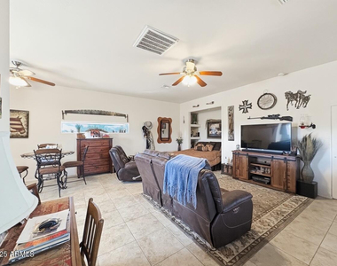 1033 E Irvine Road - Photo Thumbnail 5