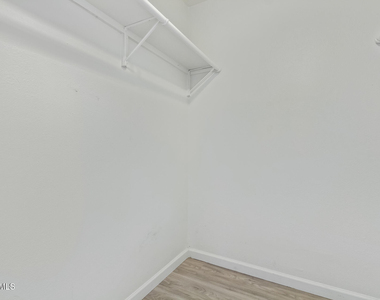 12440 N 20th Street - Photo Thumbnail 11