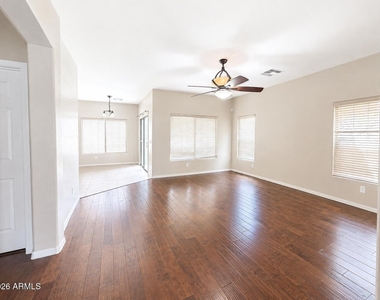 2729 E Chester Drive - Photo Thumbnail 3
