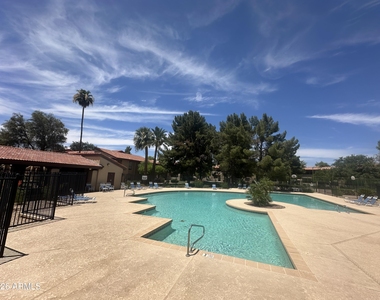 1351 N Pleasant Drive - Photo Thumbnail 16