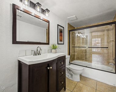 1351 N Pleasant Drive - Photo Thumbnail 13