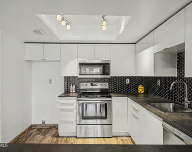 1351 N Pleasant Drive - Photo Thumbnail 4