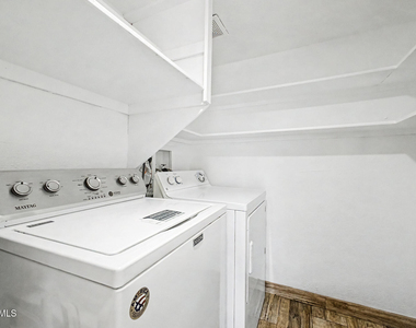 1351 N Pleasant Drive - Photo Thumbnail 15