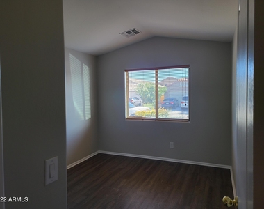 1745 E Melanie Street - Photo Thumbnail 15