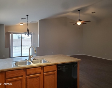 1745 E Melanie Street - Photo Thumbnail 12