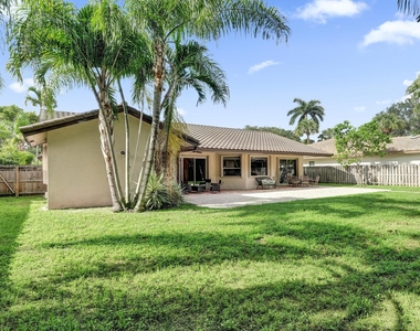 10255 Guatemala Street - Photo Thumbnail 36