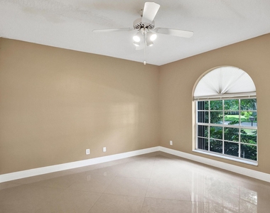 10255 Guatemala Street - Photo Thumbnail 23