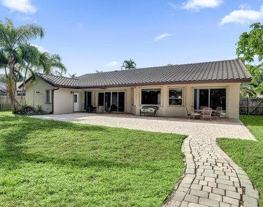 10255 Guatemala Street - Photo Thumbnail 35