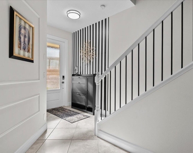 131 Sword Fern Place - Photo Thumbnail 4