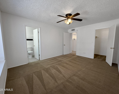 3111 E Charleston Avenue - Photo Thumbnail 13