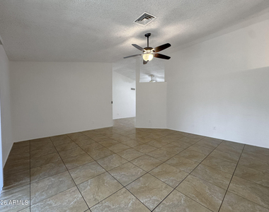 3111 E Charleston Avenue - Photo Thumbnail 19