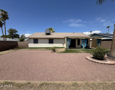 3111 E Charleston Avenue - Photo Thumbnail 28