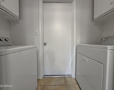 3111 E Charleston Avenue - Photo Thumbnail 23