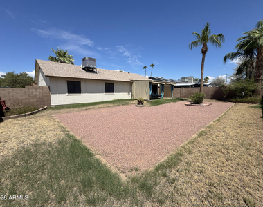 3111 E Charleston Avenue - Photo Thumbnail 29