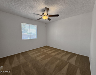 3111 E Charleston Avenue - Photo Thumbnail 10