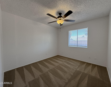 3111 E Charleston Avenue - Photo Thumbnail 6
