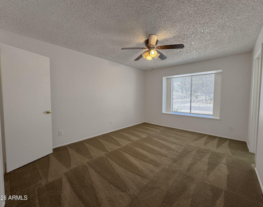 3111 E Charleston Avenue - Photo Thumbnail 12