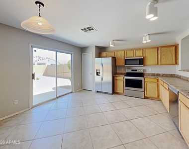 1563 S 225th Lane - Photo Thumbnail 2