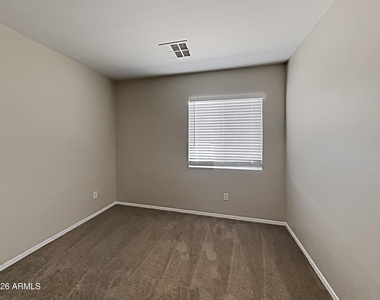 1563 S 225th Lane - Photo Thumbnail 7
