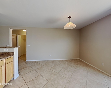 1563 S 225th Lane - Photo Thumbnail 3
