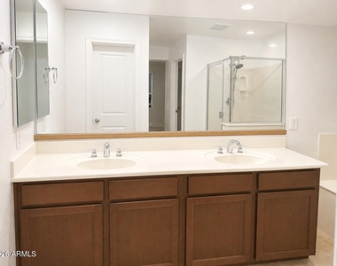 4213 S Buckskin Way - Photo Thumbnail 16