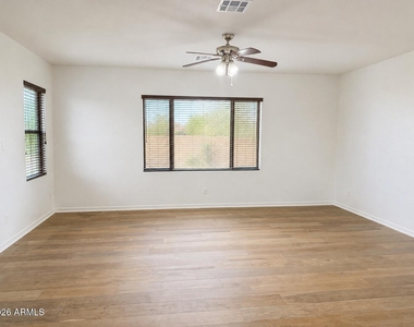 4213 S Buckskin Way - Photo Thumbnail 4