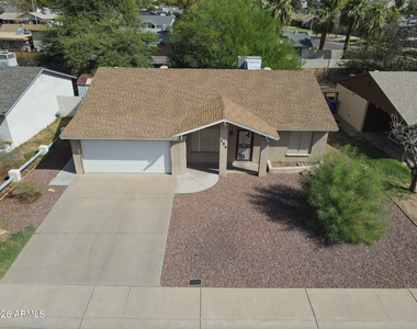 254 E Auburn Drive - Photo Thumbnail 1