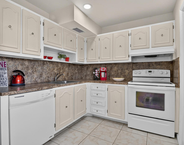 4140 Nw 44th Avenue - Photo Thumbnail 6