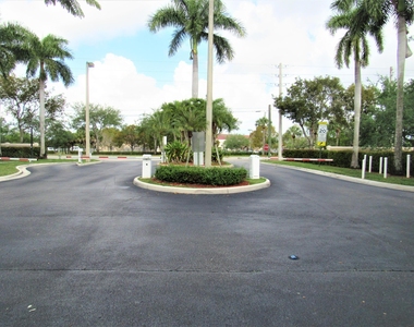 3810 N Jog Road - Photo Thumbnail 15