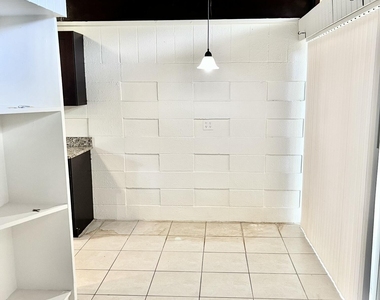 817 W Las Olas Boulevard - Photo Thumbnail 3