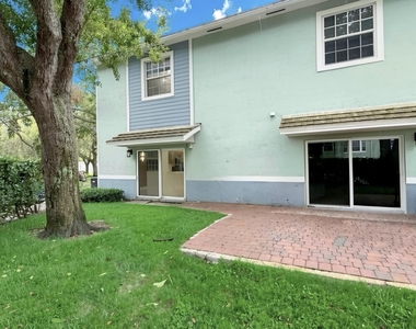 1030 Crystal Way - Photo Thumbnail 19