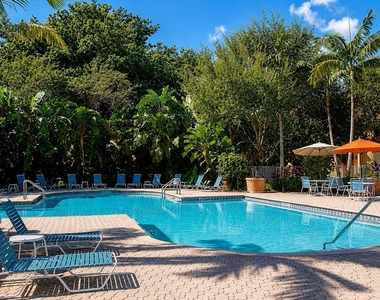 1030 Crystal Way - Photo Thumbnail 21