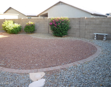 9139 W Canyon Drive - Photo Thumbnail 16